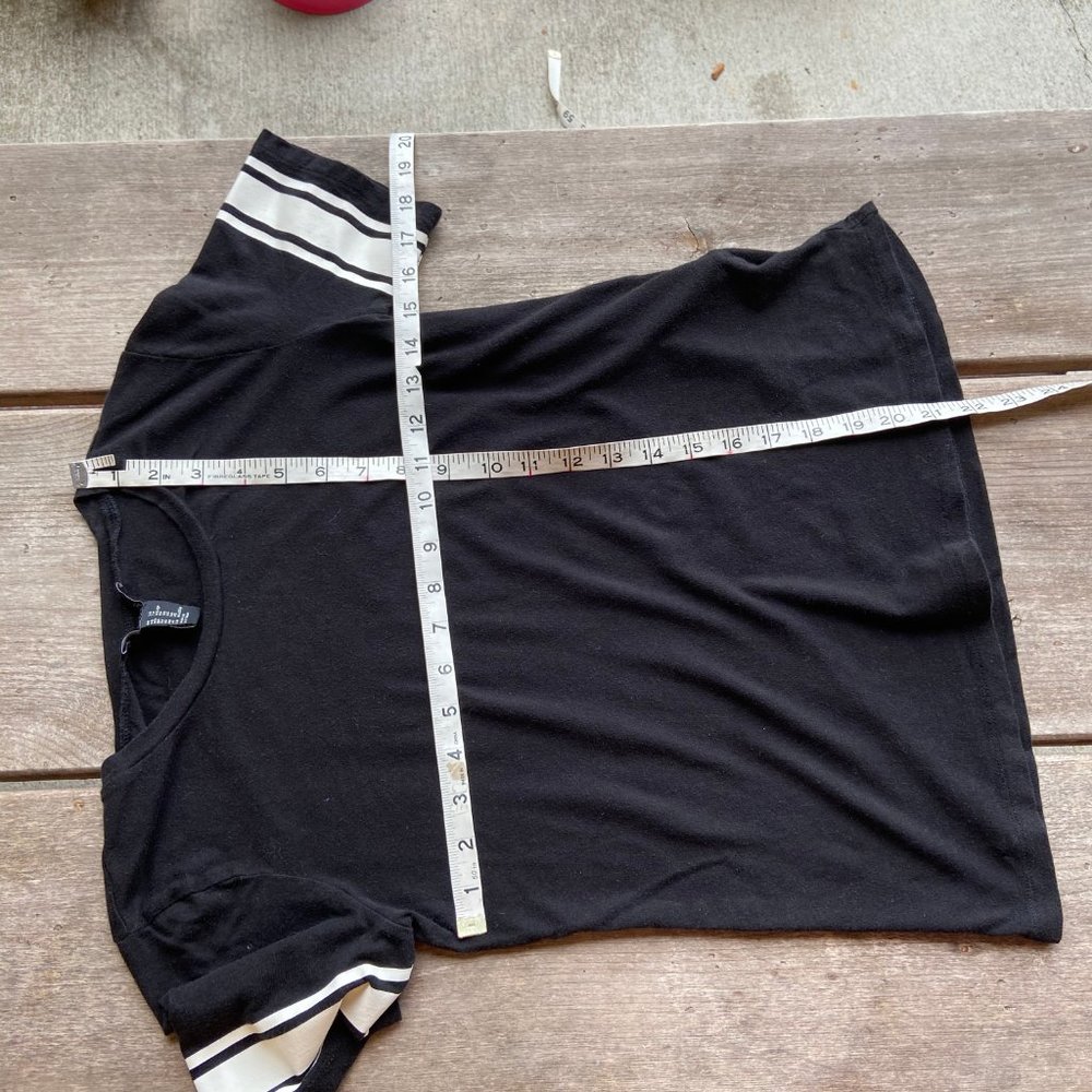 Forever 21 Black White Ringer Tee Size Extra Small - Picture 5 of 6
